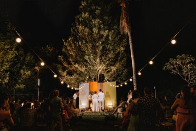 Narrative wedding : la tendance 2027 qui fait du mariage un récit, et ce qu&rsquo;elle change pour les photos
