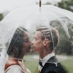 photographe-de-mariage-en-ile-de-france-comment-capturer-la-beaute-sous-la-pluie